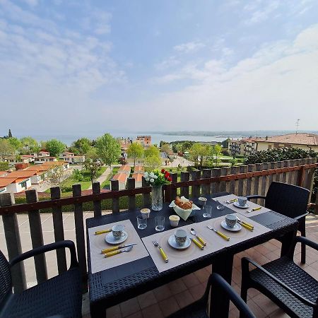 Panorama Apartment Peschiera Peschiera del Garda Bagian luar foto