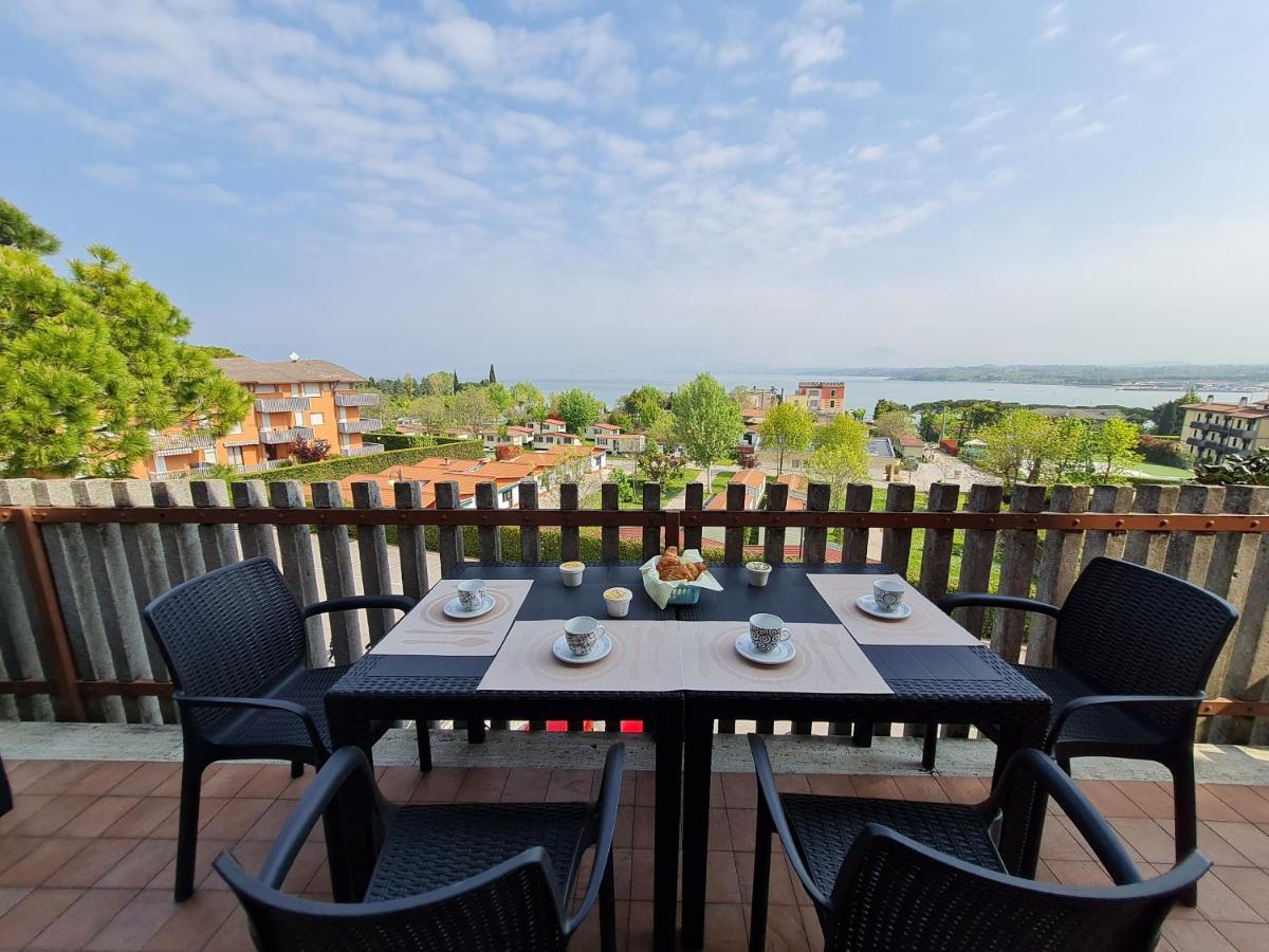 Panorama Apartment Peschiera Peschiera del Garda Bagian luar foto