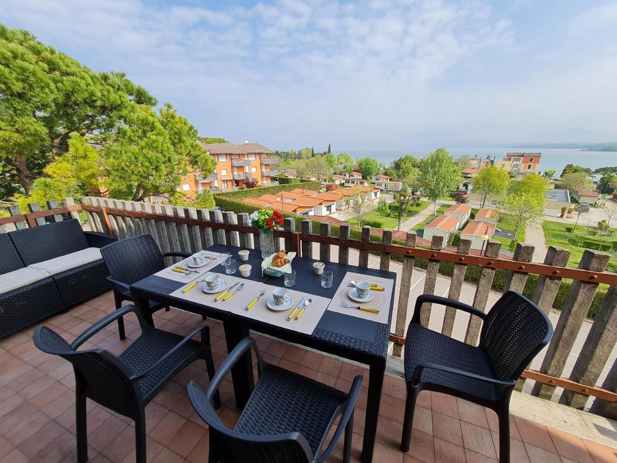 Panorama Apartment Peschiera Peschiera del Garda Bagian luar foto