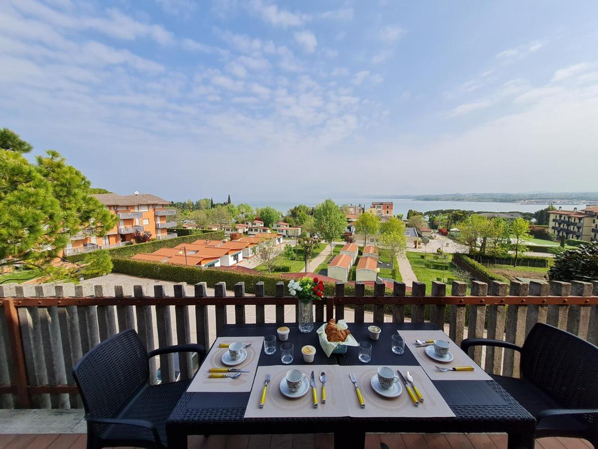 Panorama Apartment Peschiera Peschiera del Garda Bagian luar foto